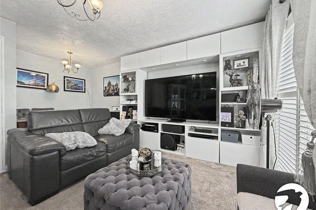 18, Ruth Street, Kent photo 2