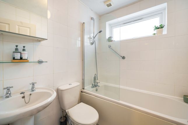 Flat for sale in High Path Road, Guildford, Surrey