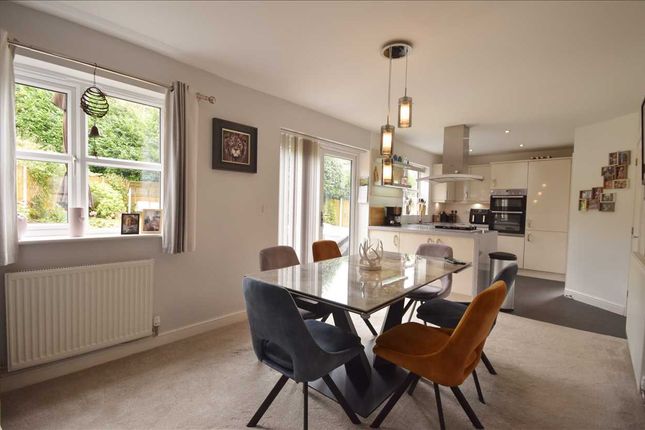 10, Lightoller Close, Chorley photo 3