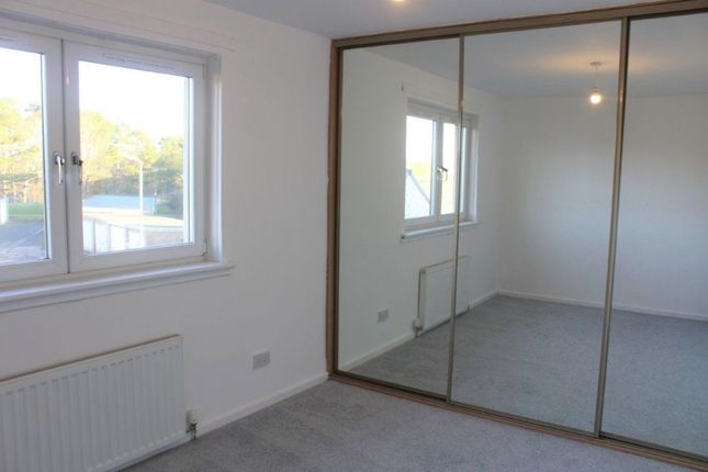 Dunglass Avenue, East Kilbride, South Lanarkshire, East Kilbride Glasgow photo 5