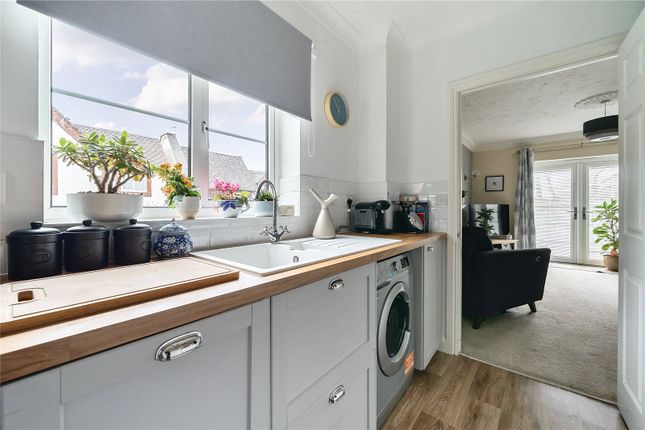 Flat for sale in Cremorne Place, King George Avenue, Petersfield, Hampshire