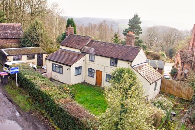 Thumbnail Cottage for sale in Wynns Coppice, Telford