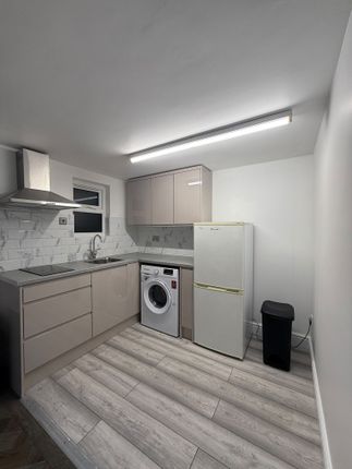 Linley Crescent, Romford photo 5