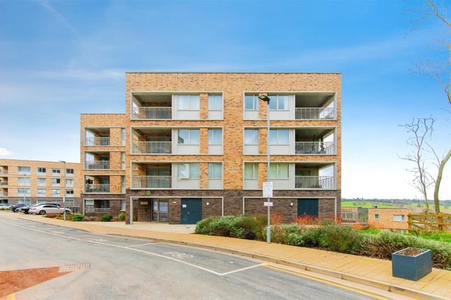 Flat for sale in Medawar Drive, Mill Hill, London