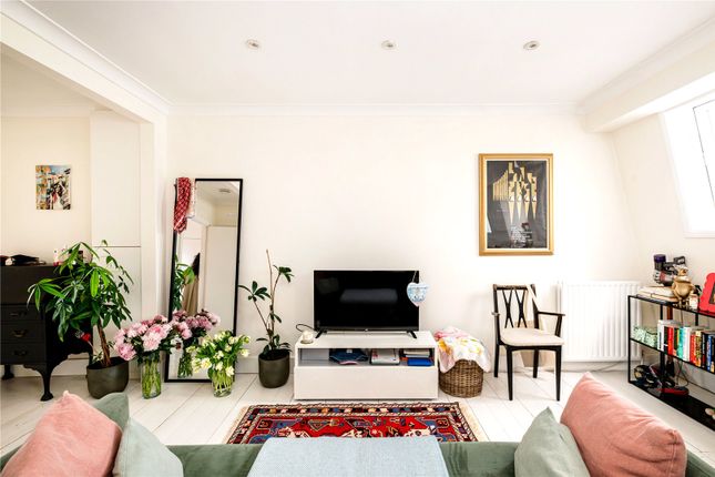 Tff, 3, Ladbroke Crescent, London photo 4
