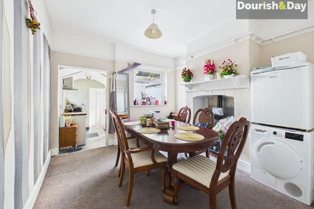 23 Orchard Street, Stafford photo 4