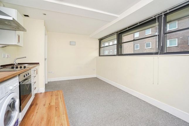 Apartment 55, Smithfield Apartments, 131 Rockingham Street, Sheffield photo 3