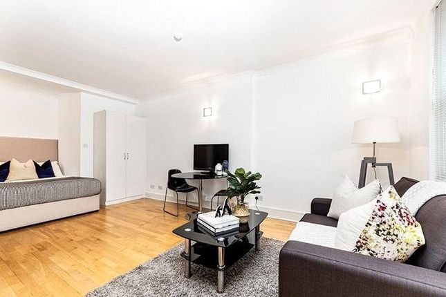 Studio flat on 78, 39, Hill Street, Mayfair, £2,817/mo