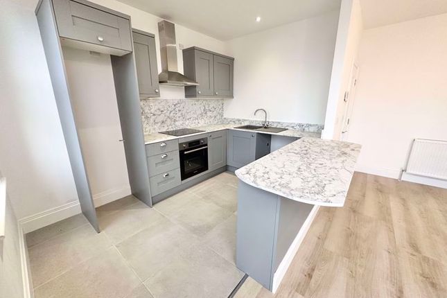 Kitchen Breakfast Area