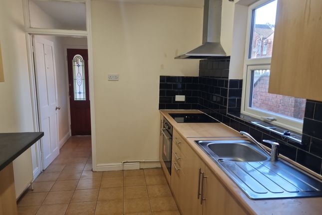 147, Wycliffe Road, Northampton photo 2