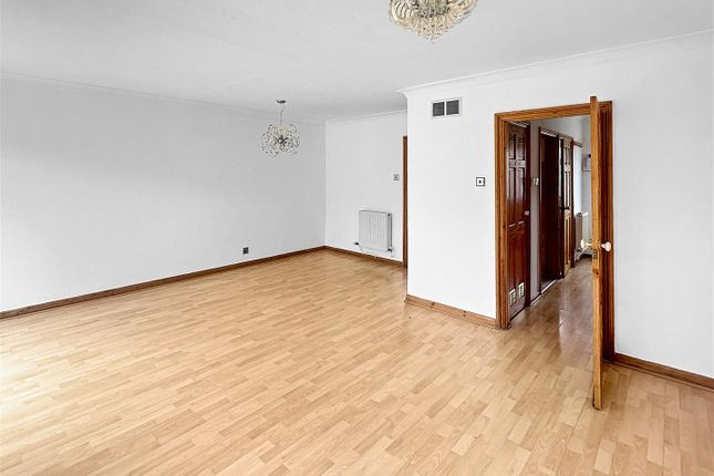 1, Chelwood Road, Cherry Hinton photo 4