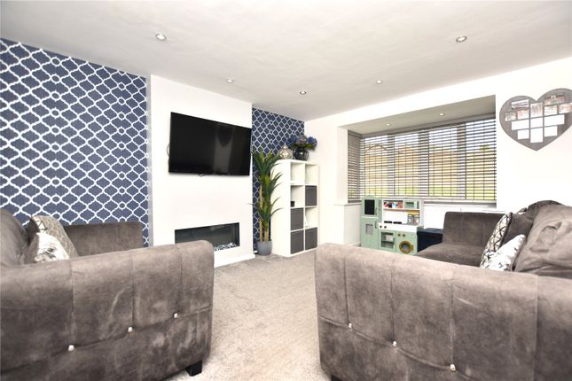11, Jakeman Court, Wakefield photo 2