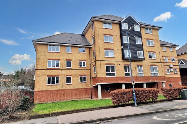 2-bed flat on Flat 18, Pevensey Court, Maidstone, £160,000