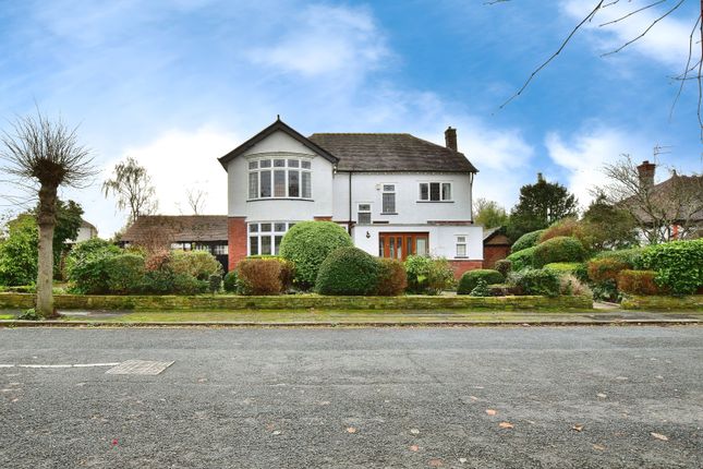 Thumbnail Detached house for sale in Oakwood Avenue, Gatley, Cheadle, Greater Manchester