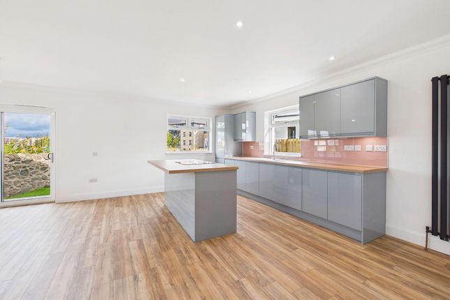 25, Turnhouse Road, Edinburgh photo 4
