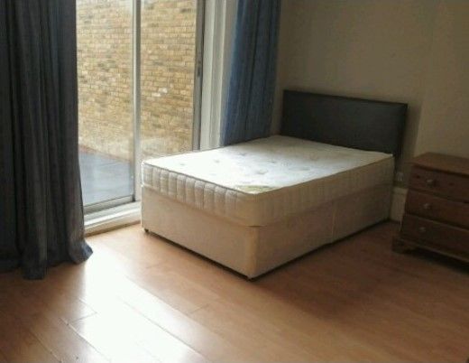 Thumbnail Room to rent in Malwood Road, Clapham South