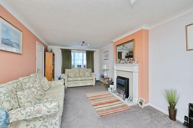 Mallow Way, WYMONDHAM photo 4