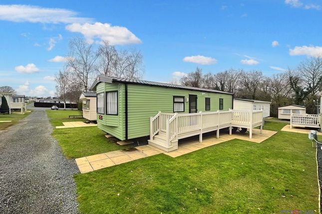 Thumbnail Mobile/park home for sale in Stanford Bishop, Worcester
