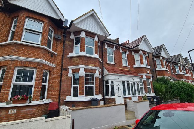 Compact Studio Single Flat With Bills Included (Suitable For Single Professionals Only)