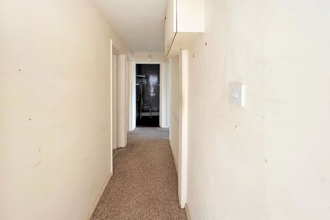 Flat for sale in Head Street, Rowhedge, Colchester