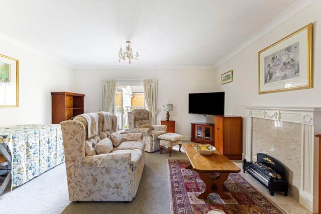 21, Ashcombe Court, Somerset photo 4