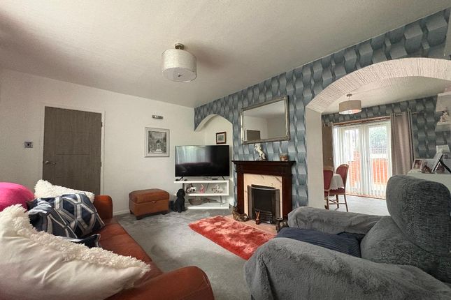 224a Highfield Road, Bolton photo 2