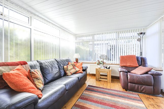 137, Armley Ridge Road, West Yorkshire photo 4
