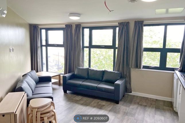 Flat to rent in Charles Street, Bristol
