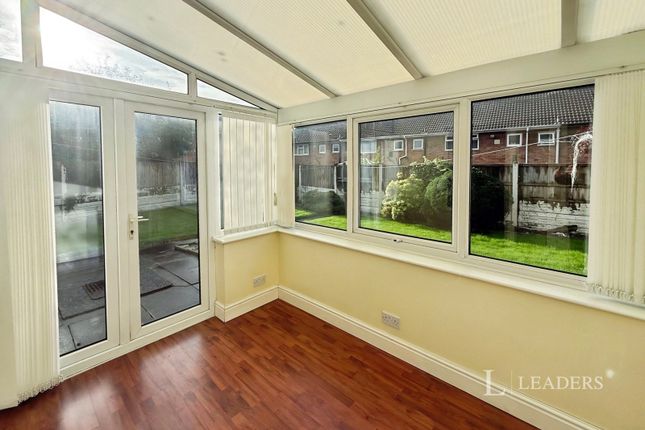 Hurst Park Close, Merseyside photo 5