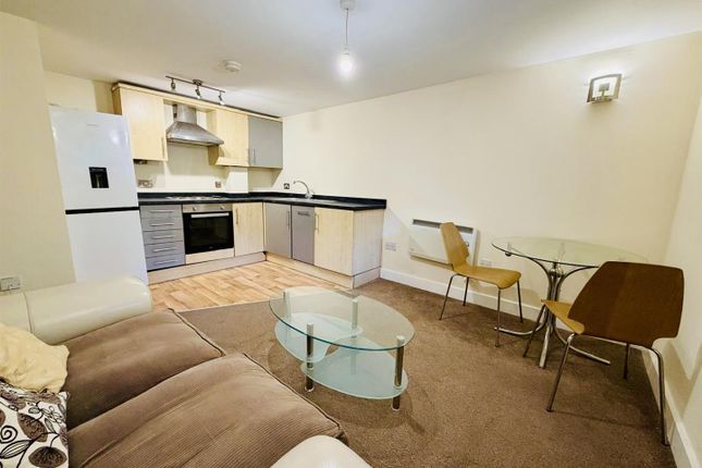 Flat 2, 7 Collier Street, Manchester photo 2
