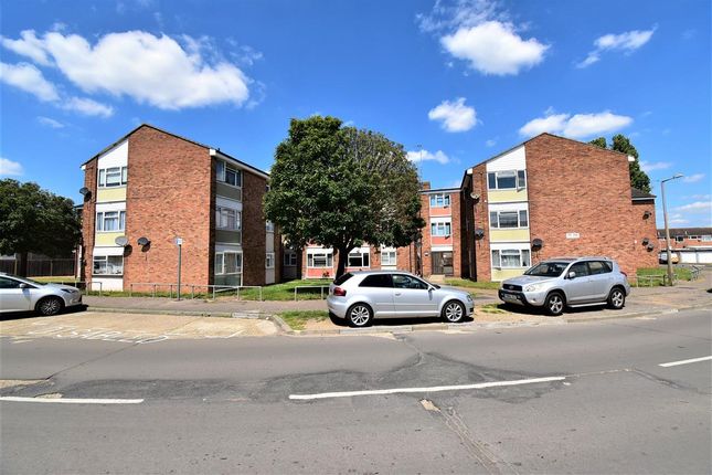 Thumbnail Flat to rent in Coronation Avenue, East Tilbury, Tilbury