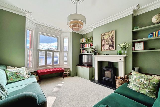 3, Winstonian Road, Cheltenham photo 2