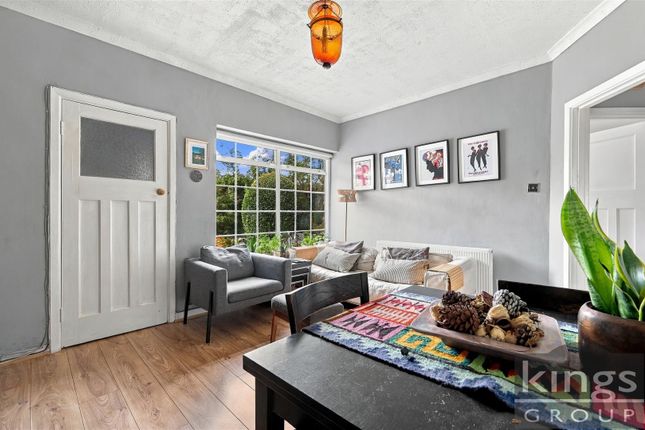 Barrowell Green, London photo 4
