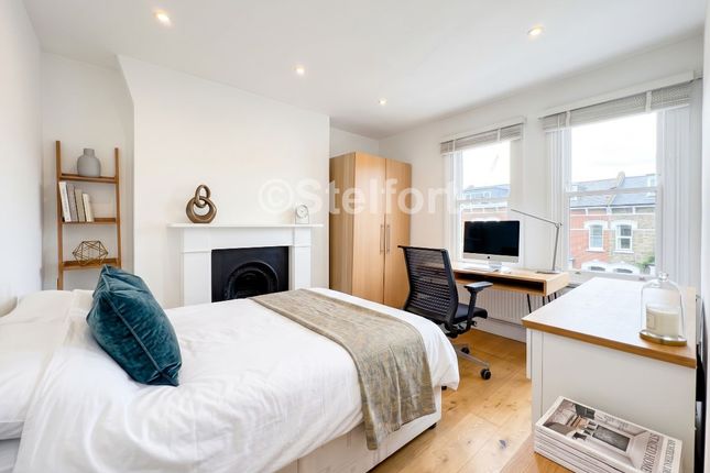 36C Montpelier Grove, London photo 5