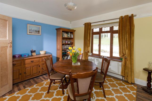Crossways, Wincanton photo 4