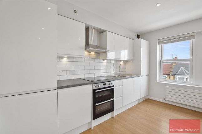 Flat Flat 6, Elsmor Cour, 69, Manor Park Road, London photo 4