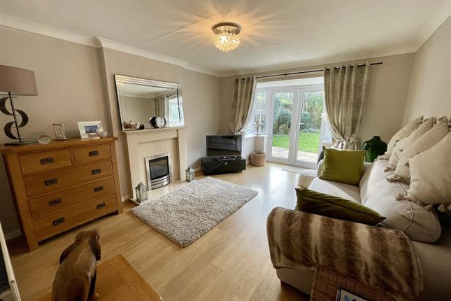 11, Burneston Court, Darlington photo 2