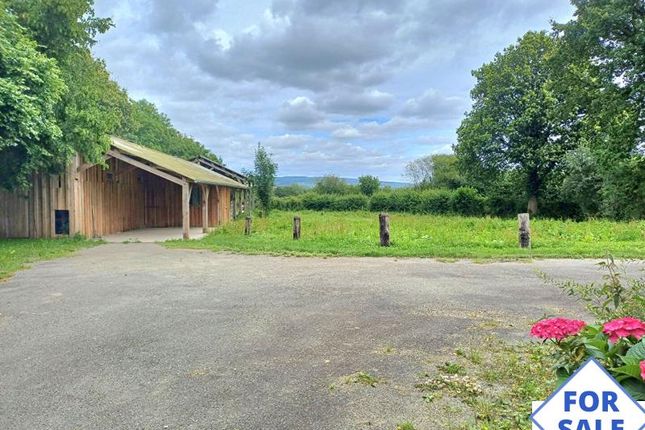 Farmhouse for sale in Gesvres, Pays-De-La-Loire, 53370, France