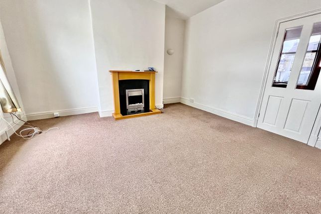 36, Brogden Street, Barnoldswick photo 3