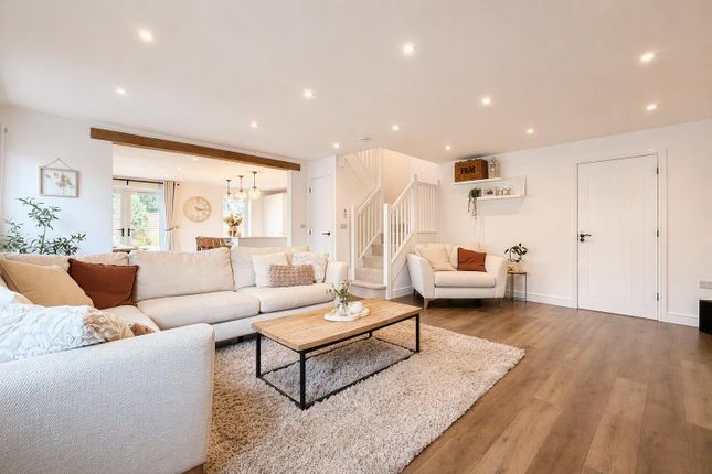 Rosewood, Silver Street, Cullompton photo 4