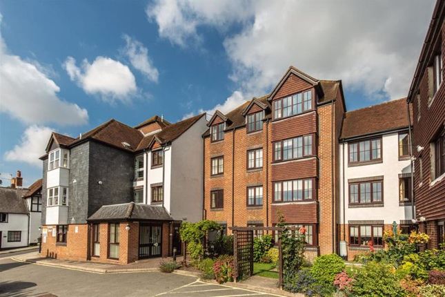 Thumbnail Flat for sale in Caburn Court, Lewes