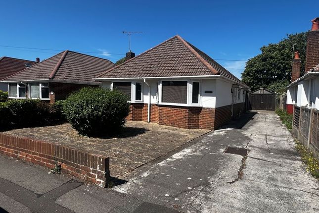 2-bed house on 387, Castle Lane West, Bournemouth, £250,000