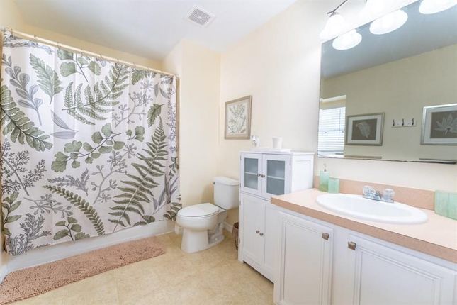 Town house for sale in 1669 Pointe West Way, Vero Beach, Florida, United States Of America