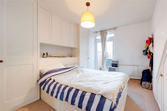 First Floor Flat, 19, Canfield Place, London photo 4