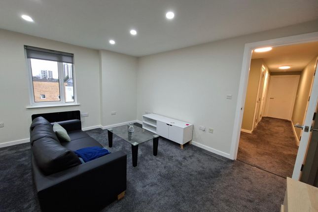 21, Enfield Road, London photo 3