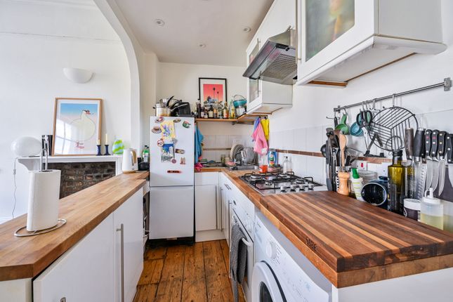 Richborne Terrace, SW8, Oval photo 4