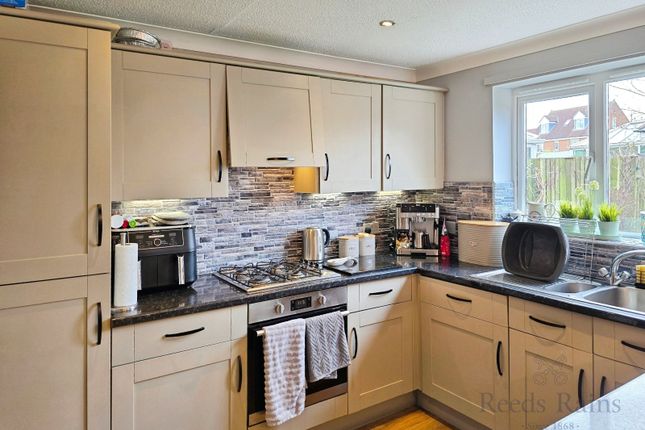3, Ovington Close, Consett photo 2