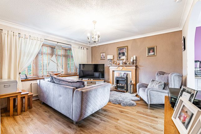 34 Greenfield Avenue, Pontypridd photo 4