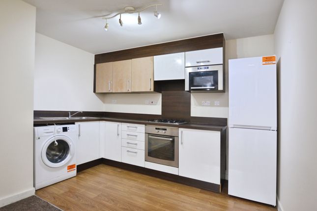Flat 58 Cannock Court, 3, Hawker Place, London photo 3