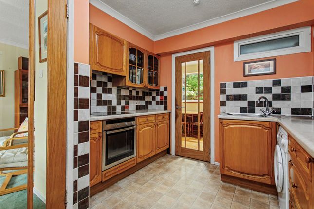 33, Tankerland Road, Glasgow photo 4